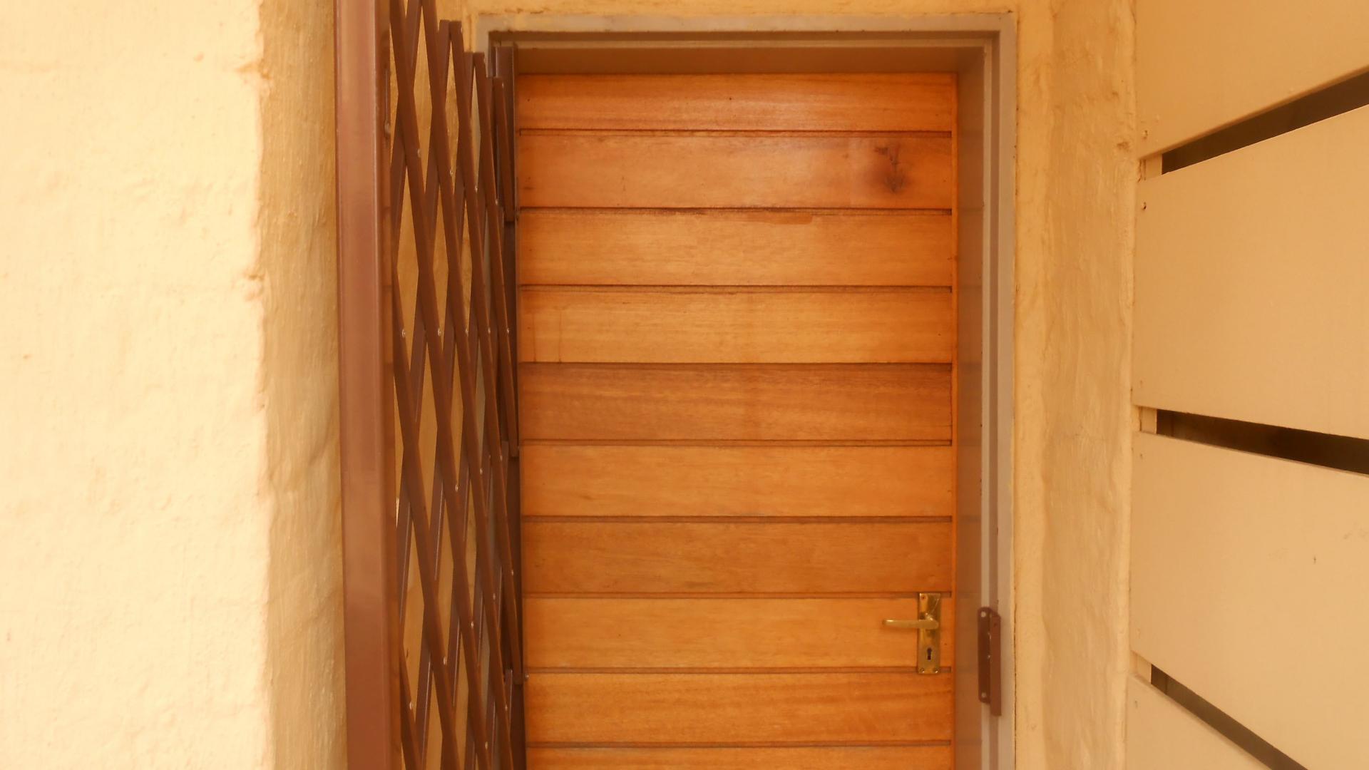 Front View of property in Clubview