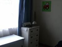 Bed Room 1 - 9 square meters of property in Chloorkop