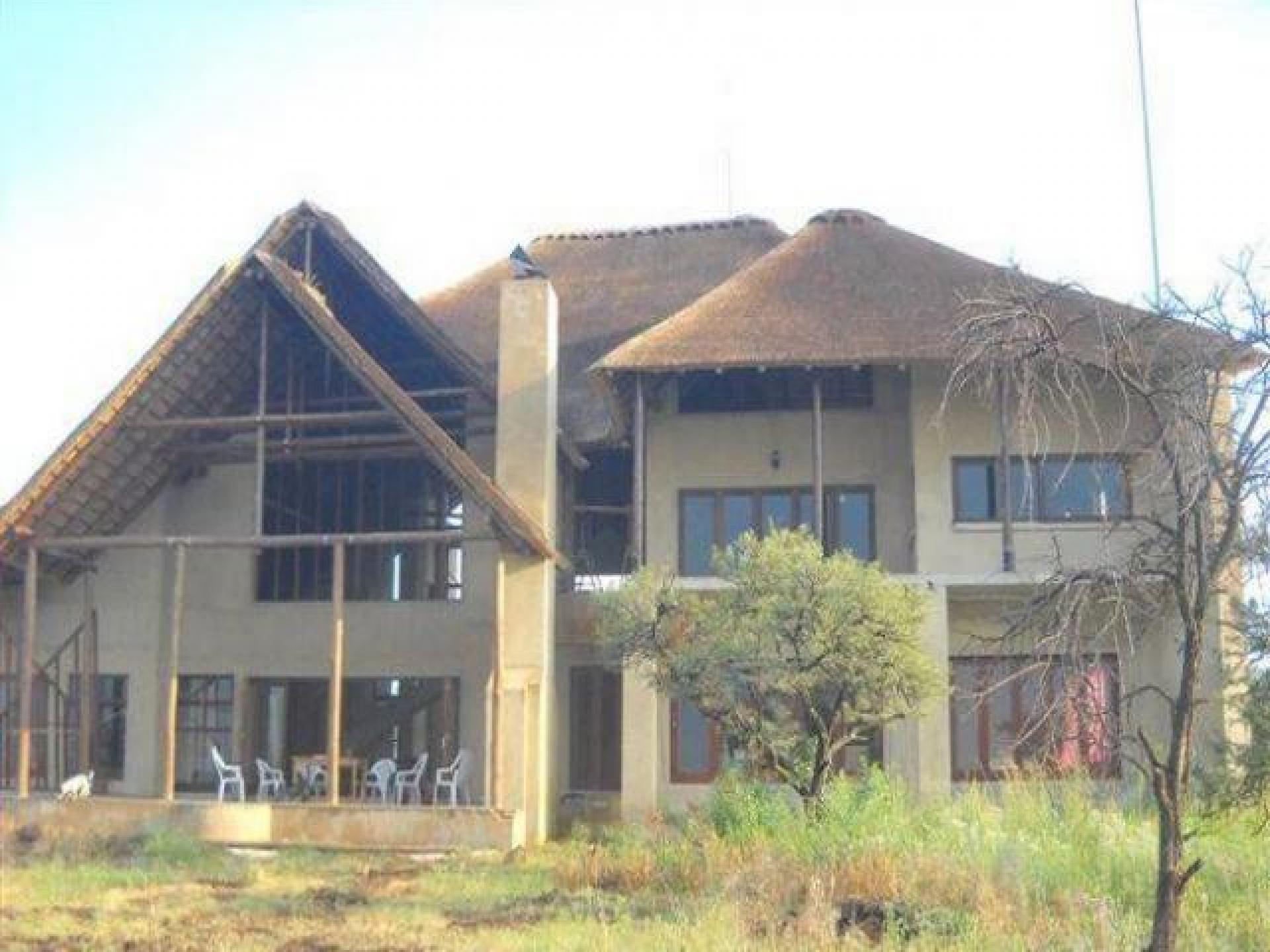 Front View of property in Boschkop