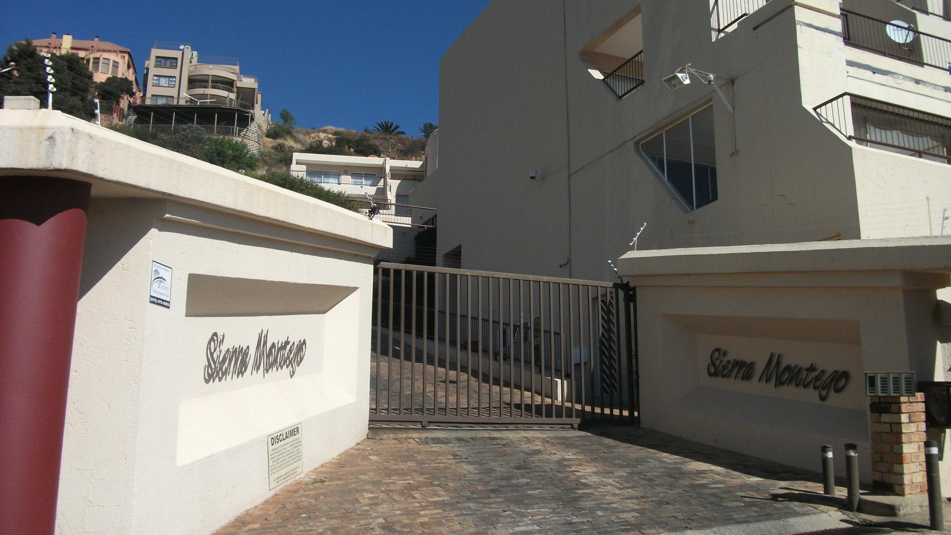 Front View of property in Constantia Kloof