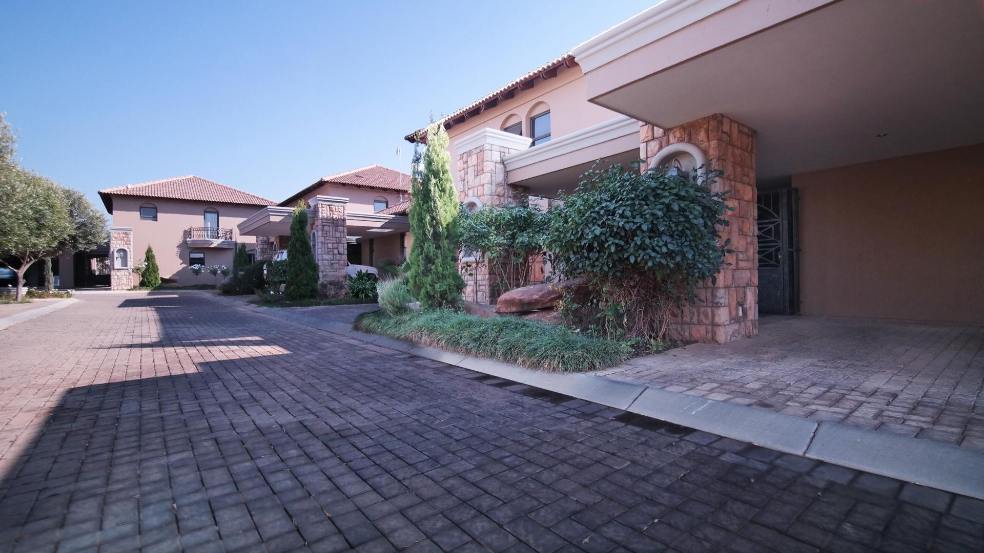 Front View of property in Silverwoods Country Estate