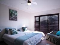 Bed Room 2 - 17 square meters of property in Silverwoods Country Estate