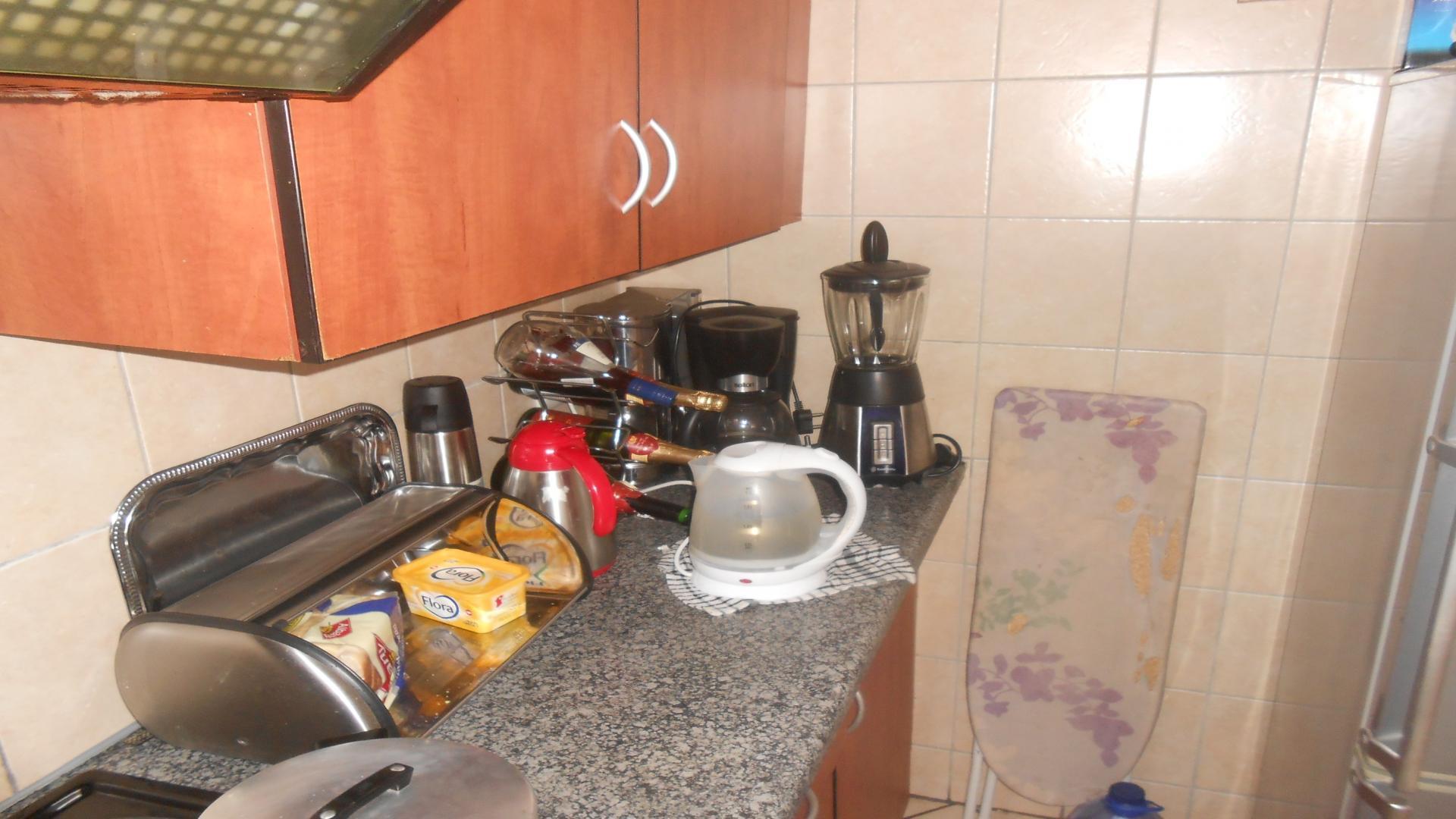 Kitchen of property in Reyno Ridge