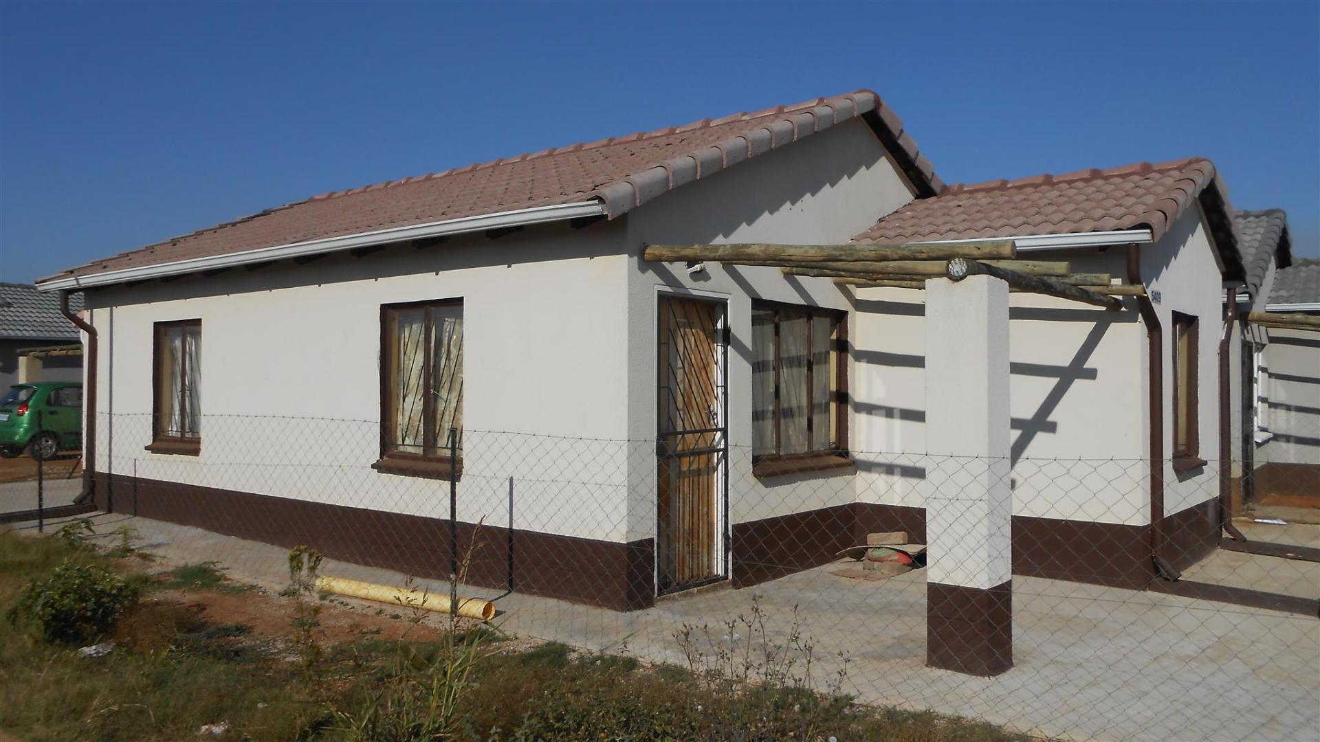 Front View of property in Boksburg