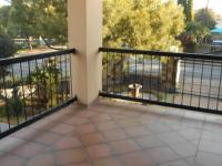 Patio - 12 square meters of property in Van Riebeeckpark