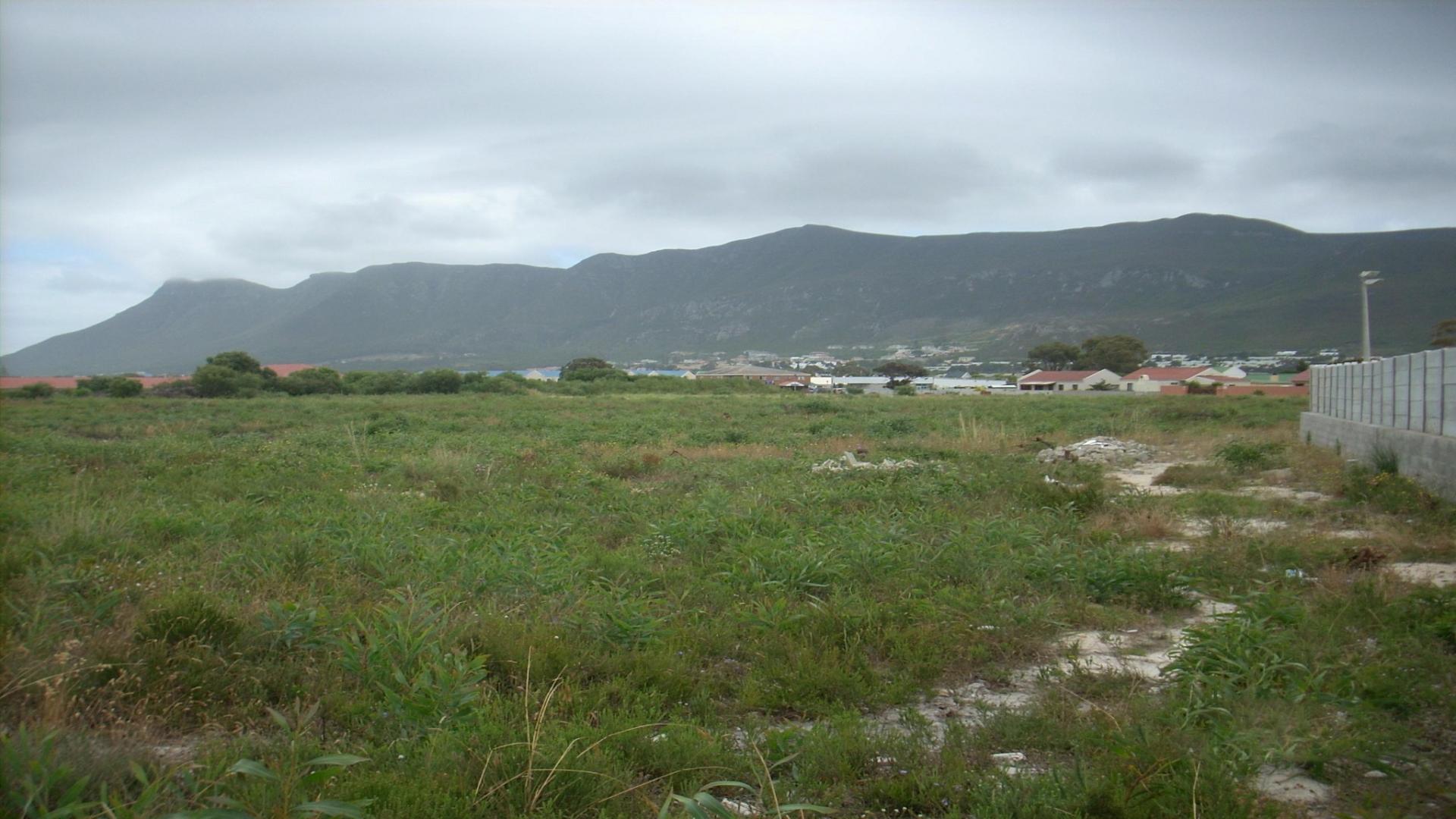 Front View of property in Sand Bay