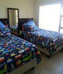 Bed Room 3 - 16 square meters of property in Reebok