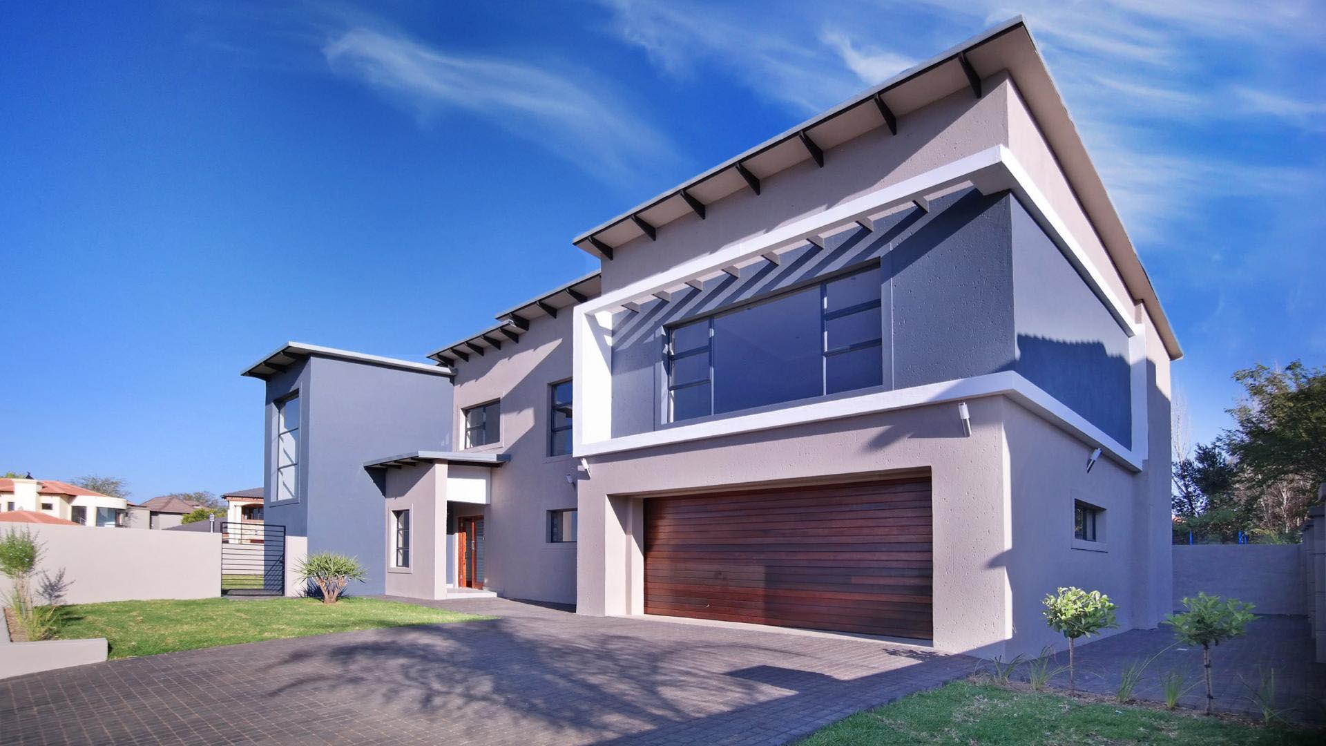 Front View of property in Willow Acres Estate