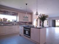 Kitchen - 29 square meters of property in Willow Acres Estate