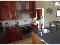 Kitchen - 19 square meters of property in Ifafi