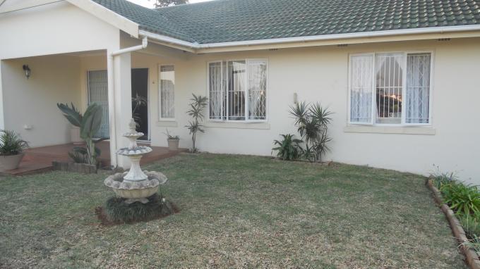 3 Bedroom Simplex for Sale For Sale in Umhlanga Rocks - Home Sell - MR130588