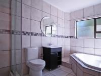 Main Bathroom - 7 square meters of property in Woodhill Golf Estate