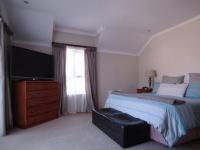 Main Bedroom - 32 square meters of property in Woodlands Lifestyle Estate