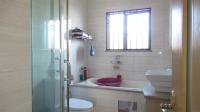 Main Bathroom - 7 square meters of property in Noordwyk