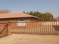 Front View of property in Middelburg - MP