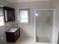 Main Bathroom - 12 square meters of property in Port Edward