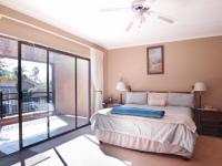 Main Bedroom - 34 square meters of property in Silver Lakes Golf Estate