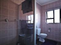 Bathroom 2 - 7 square meters of property in Silver Lakes Golf Estate