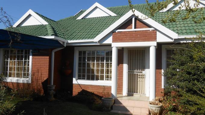 3 Bedroom Sectional Title for Sale For Sale in Potchefstroom - Home Sell - MR131028