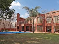 Garden of property in Silver Lakes Golf Estate