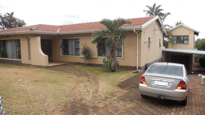3 Bedroom House for Sale For Sale in Amanzimtoti  - Home Sell - MR131076