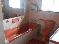 Bathroom 1 - 7 square meters of property in Elspark