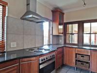 Kitchen - 8 square meters of property in The Wilds Estate