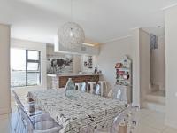 Dining Room - 21 square meters of property in Six Fountains Estate
