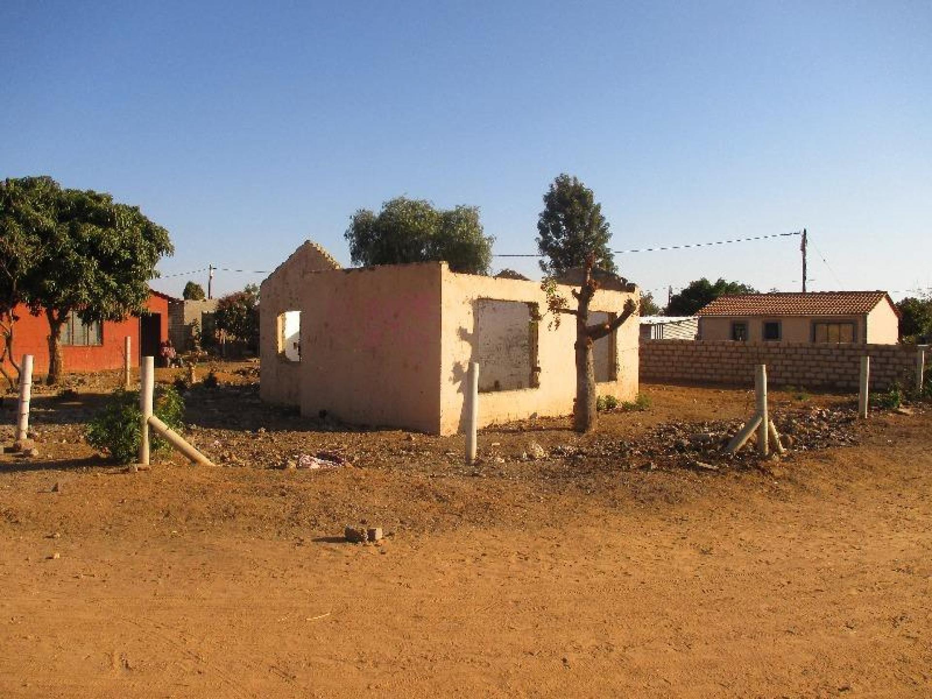 Front View of property in Soshanguve
