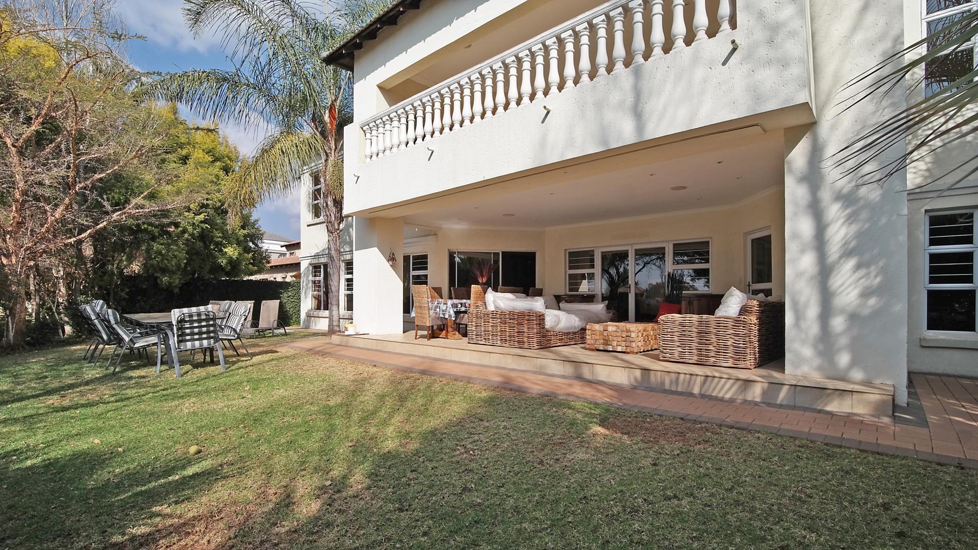 4 Bedroom House for Sale For Sale in Silver Lakes Golf Estate