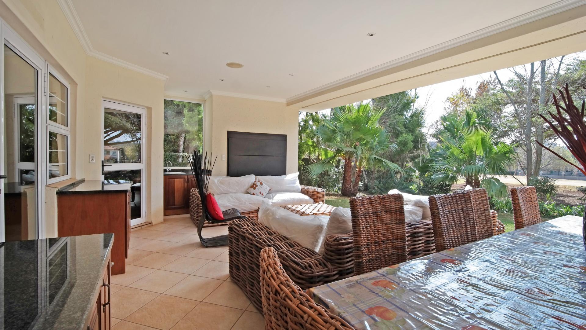 4 Bedroom House for Sale For Sale in Silver Lakes Golf Estate