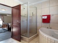 Main Bathroom - 10 square meters of property in Boardwalk Meander Estate