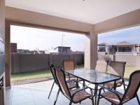 Patio - 15 square meters of property in Newmark Estate