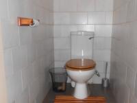Guest Toilet - 4 square meters of property in Cullinan