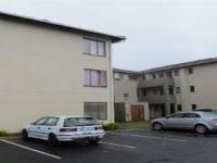 2 Bedroom 1 Bathroom Flat/Apartment for Sale for sale in Brackenham