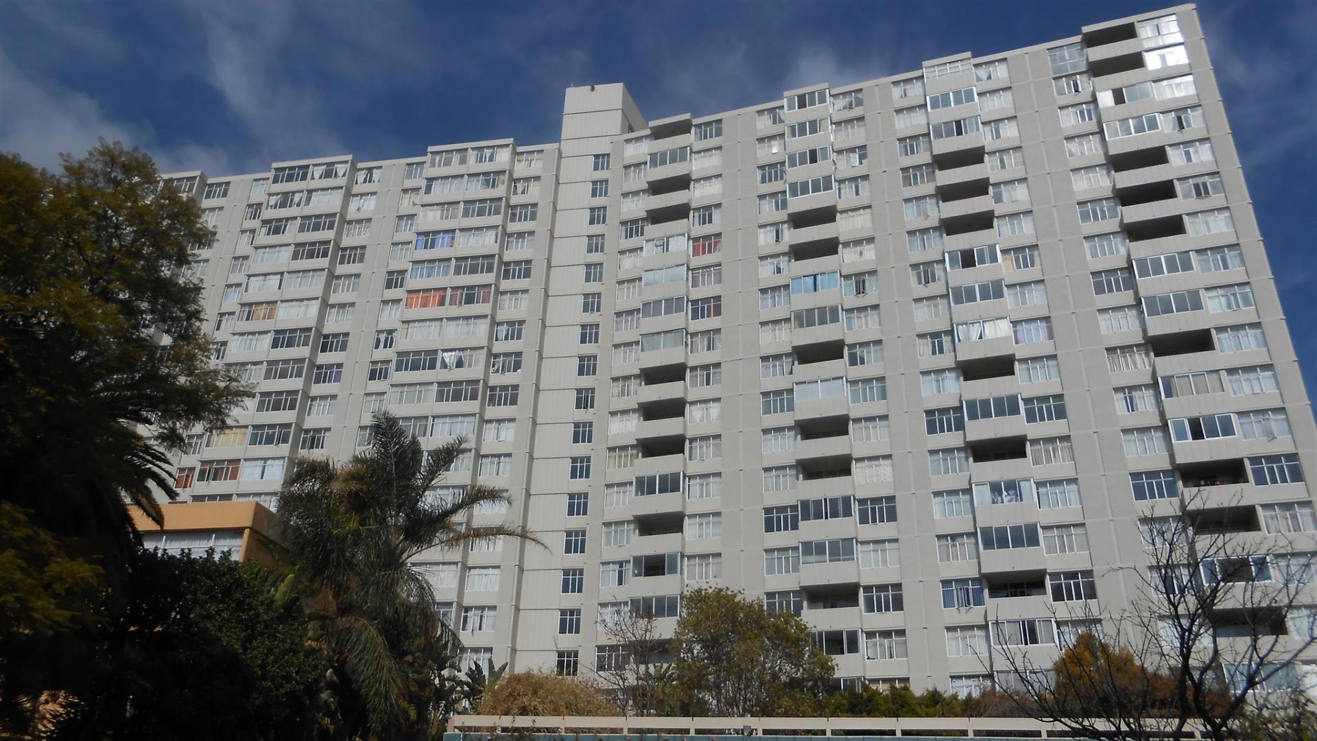 Front View of property in Bedford Gardens