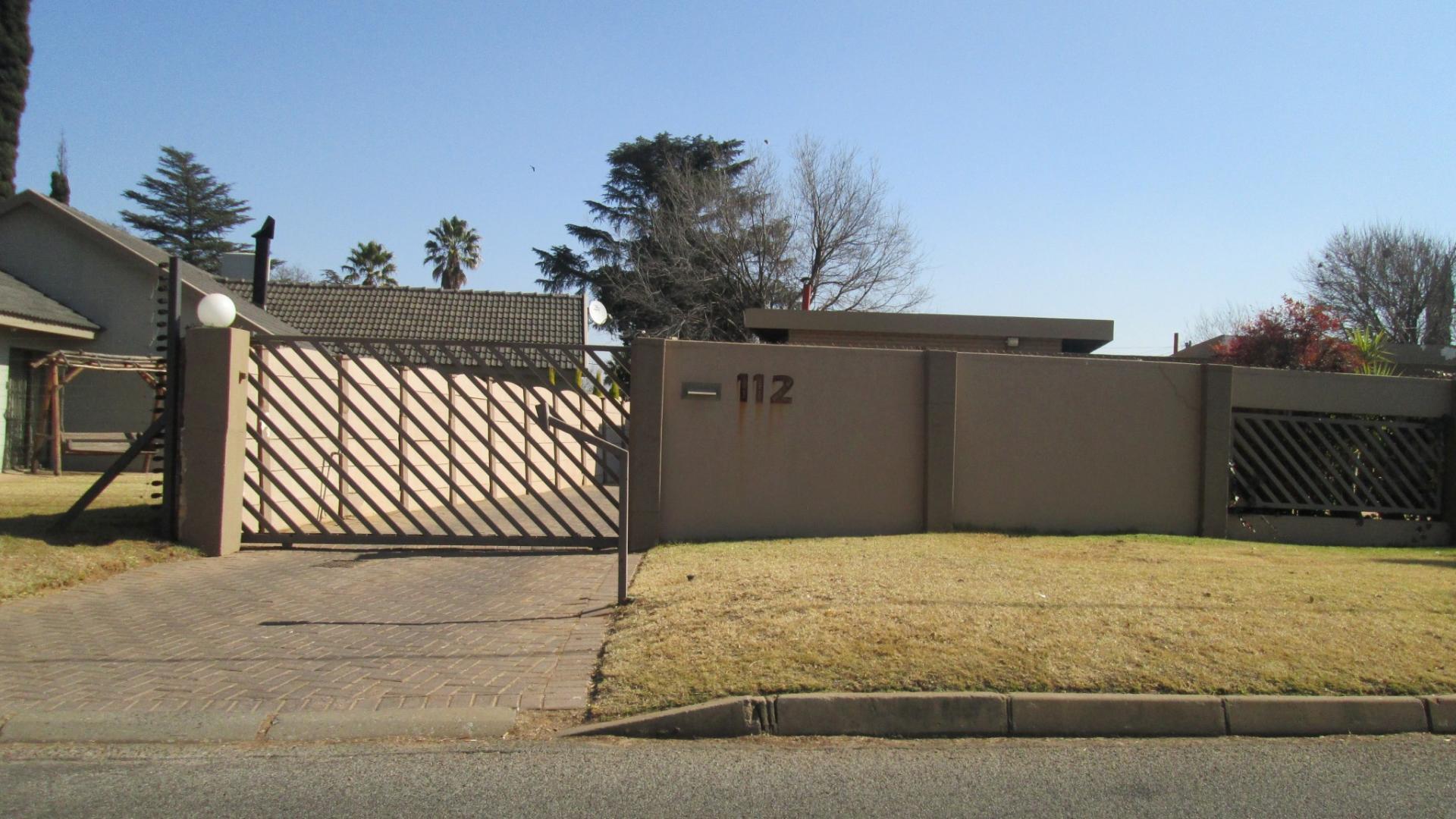 Front View of property in Risiville