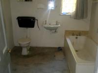 Bathroom 1 - 9 square meters of property in Laingsburg