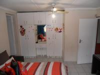 Bed Room 3 - 18 square meters of property in Bluff