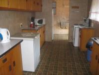 Kitchen - 14 square meters of property in Hibberdene