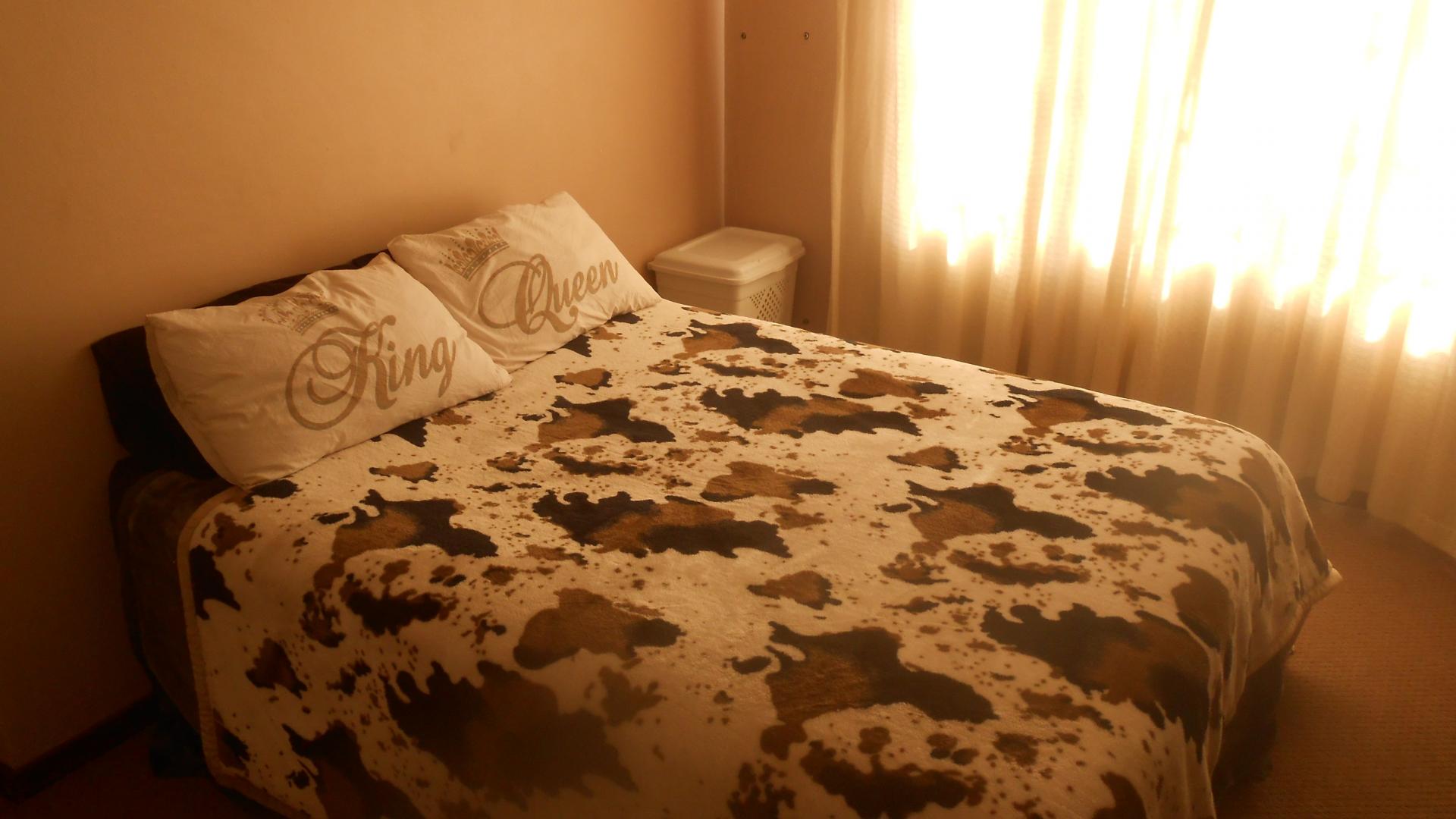 Main Bedroom - 13 square meters of property in Reyno Ridge