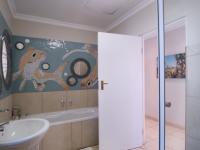 Bathroom 2 - 9 square meters of property in Willow Acres Estate