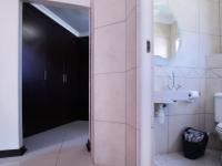 Main Bathroom - 18 square meters of property in Willow Acres Estate