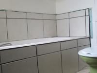 Main Bathroom - 13 square meters of property in Alberton