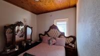 Bed Room 1 - 12 square meters of property in Lenasia South