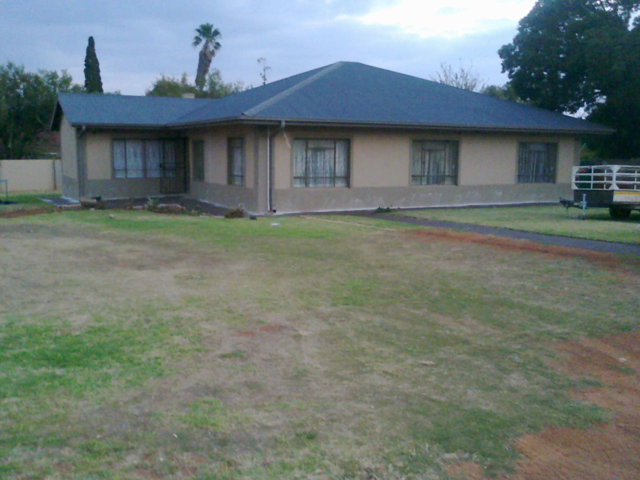 4 Bedroom House for Sale For Sale in Fochville - Private Sale - MR131851