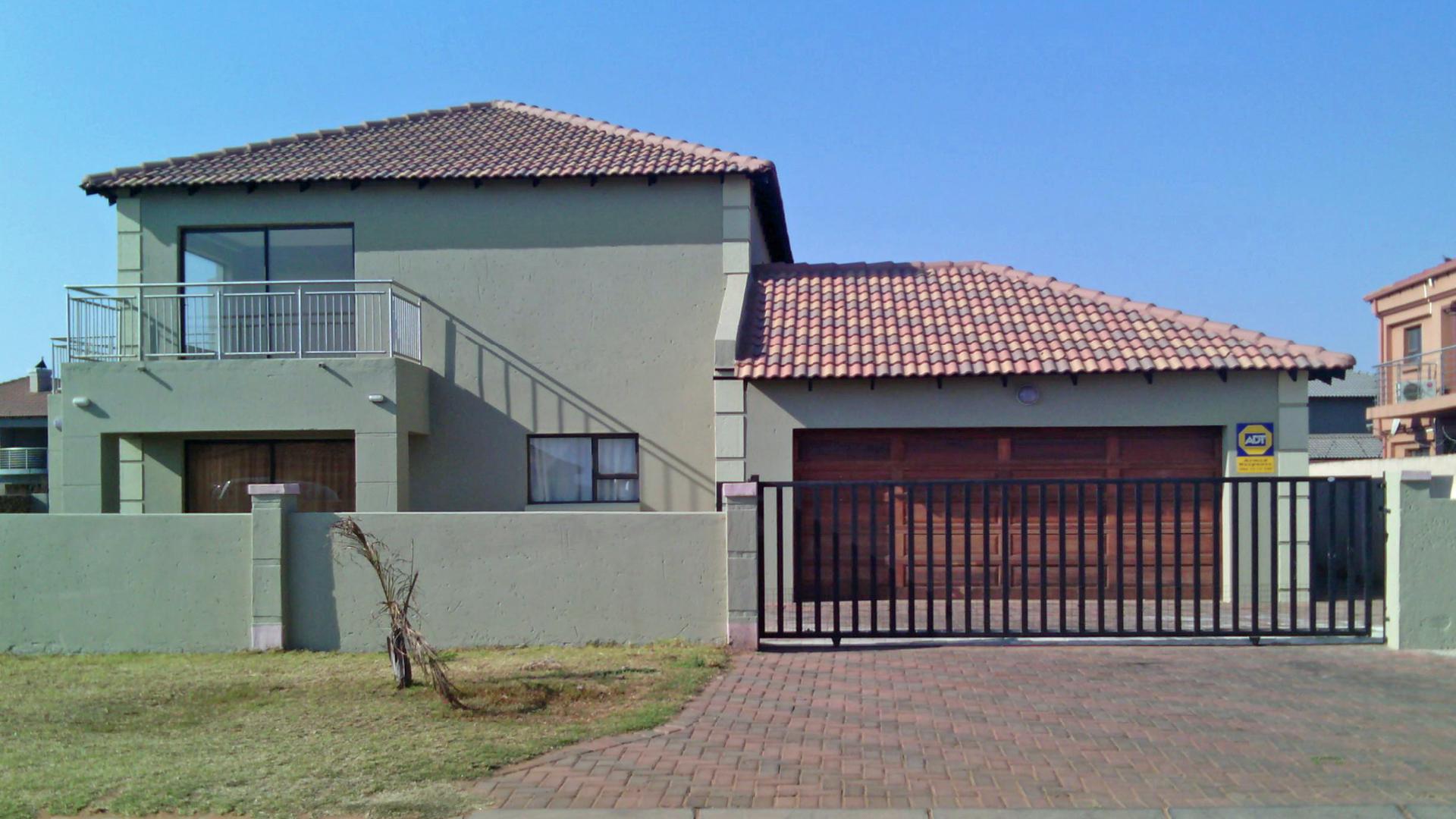Front View of property in Aerorand - MP