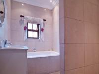 Bathroom 1 - 8 square meters of property in Boardwalk Meander Estate