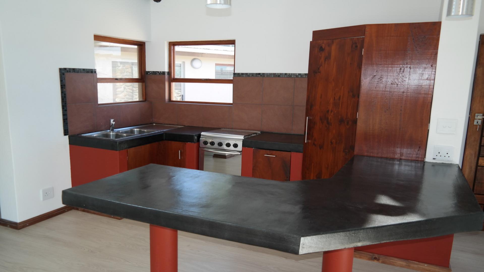 Kitchen - 14 square meters of property in Papiesvlei