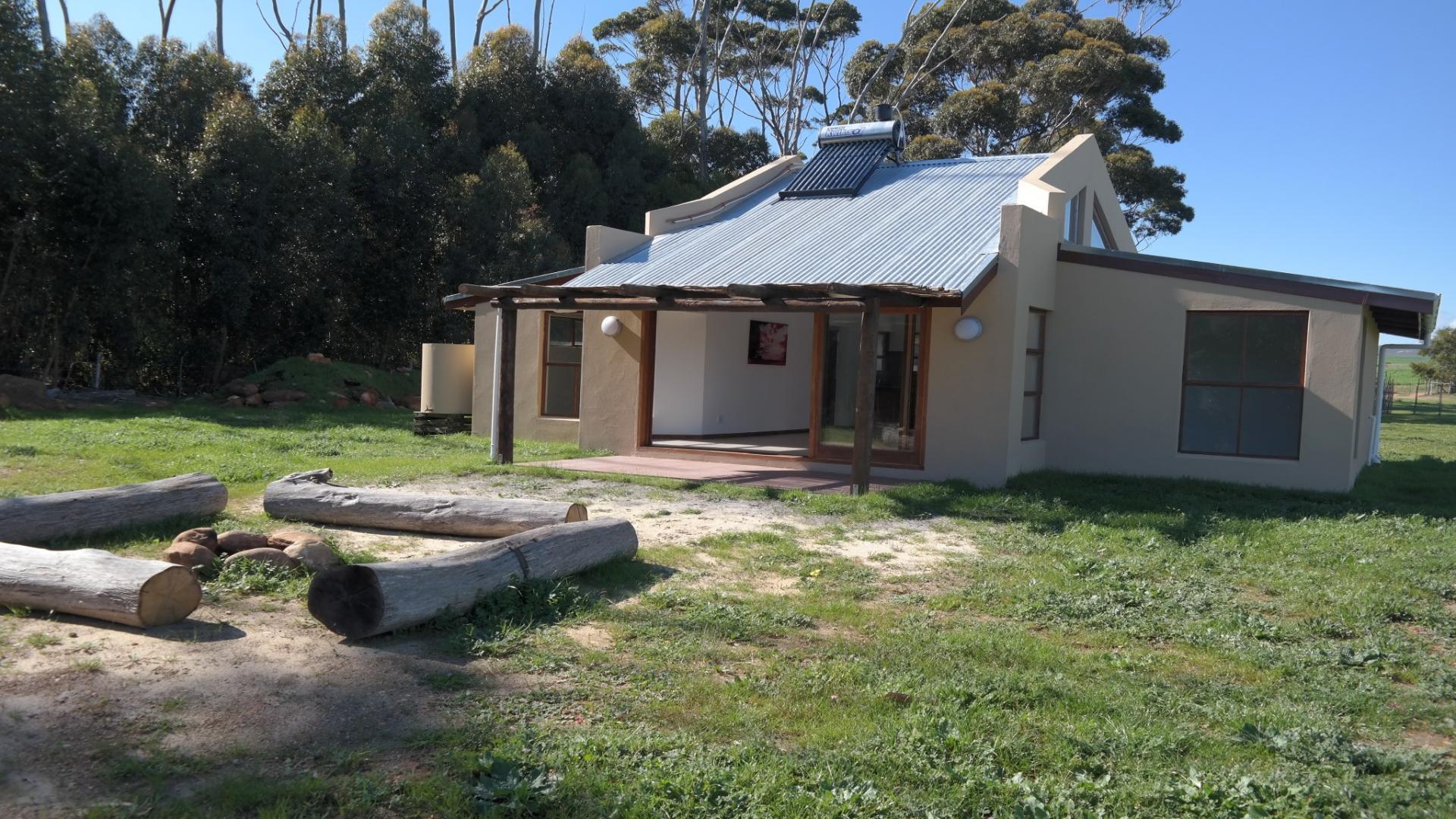 Backyard of property in Papiesvlei